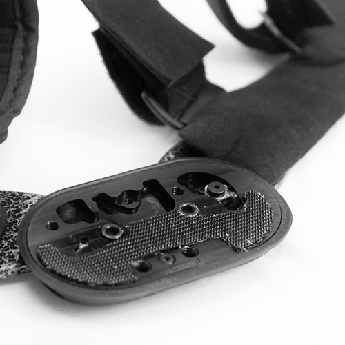 Donjoy Armor Professional Knee Brace With Fourcepoint Sports