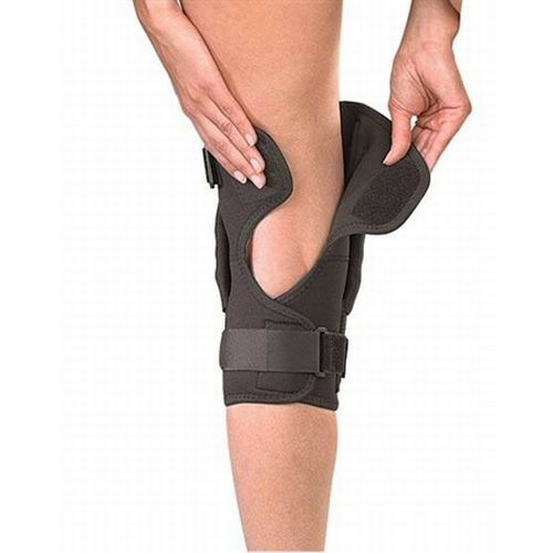 Mueller Hinged Wrap Around Knee Brace Sports Supports Mobility