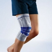 Bauerfeind GenuTrain Knee Support