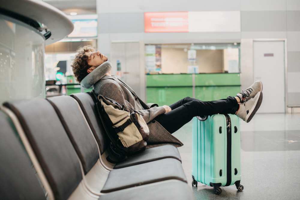 One way you can make your flight a more pleasant experience is by getting yourself a good travel neck pillow.