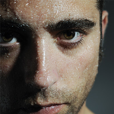 Prevent Face Sweating with 5 Simple Tricks