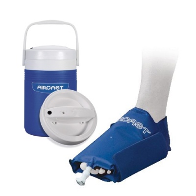 Aircast Knee Cryo/Cuff with Auto IC Cooler | Health and Care