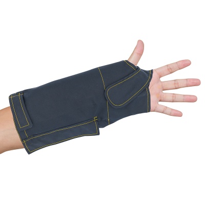 OUTCAST Adult Outdoor Weather Wrist Cast Protector