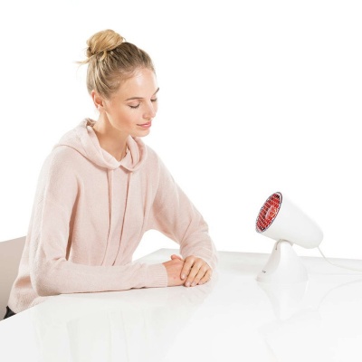 Beurer IL11 Infrared Lamp for Colds and Muscle Strains
