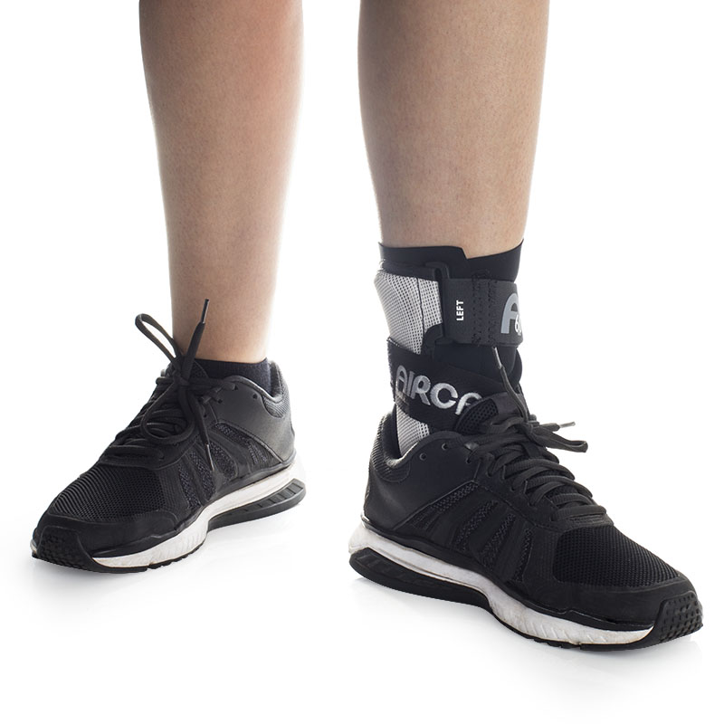 Aircast A60 for ankle sprains fits comfortably into shoes