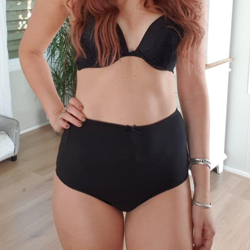 Vanilla Blush Women's BLK Ostomy Underwear Health and Care