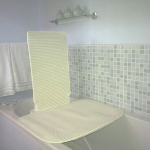 Aquajoy Bath Lift Seat Cover In White