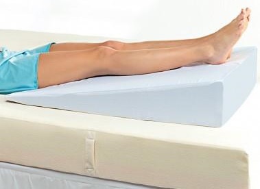 Raise your legs with the Putnams Bed Wedge to relieve a range of symptoms Raise Your Legs With The Putnams Bed Wedge To Relieve Swelling And Varicose Veins